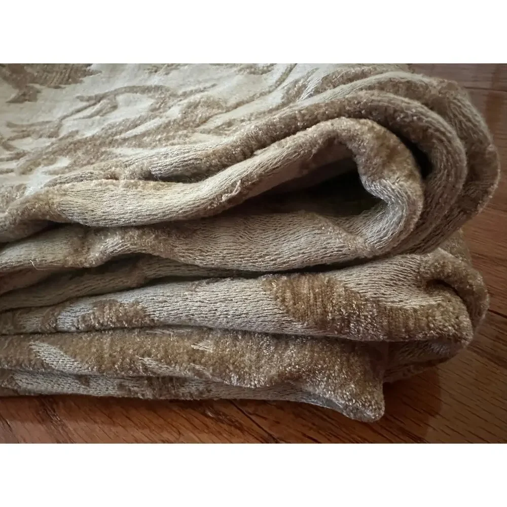 ABC Carpet hone Throw blanket damask jacquard tan Beige Gray antique style42x52”